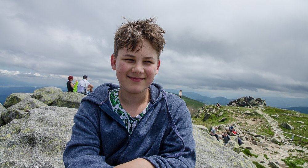 hikingdumbieronthetop.jpg