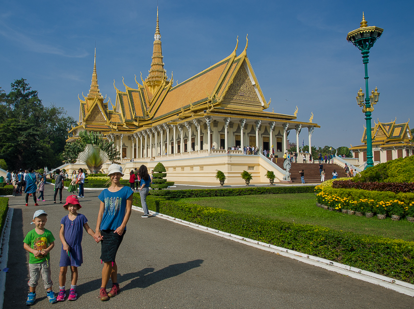 kambodaphnompenhroyalpalace.jpg