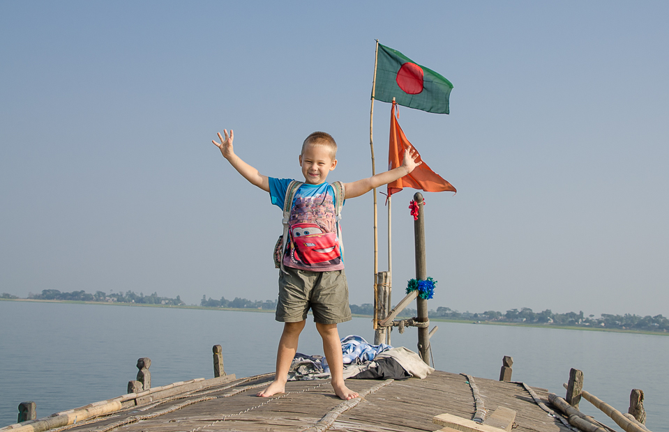 bangladmeghnariver.jpg