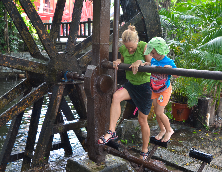 shenzhensplendidchinawatermill.jpg