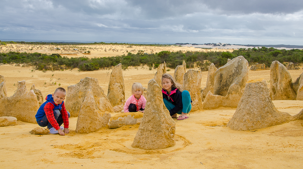 nambungnationalparkthepinnaclesdesertkids.jpg