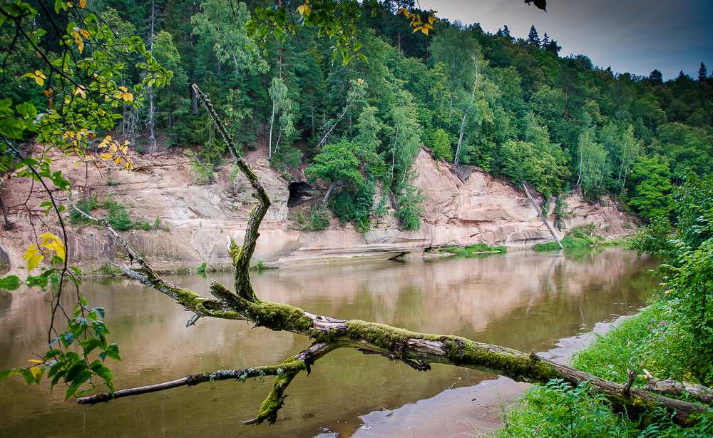 latviagaujanationalparksmalldevilcave.jpg