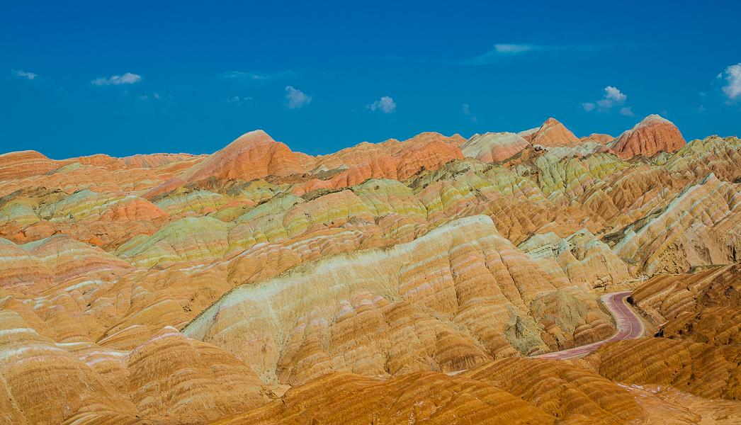 gansudanxiazhangyegeoparkrainbowmountainviewfromfirstplatform.jpg