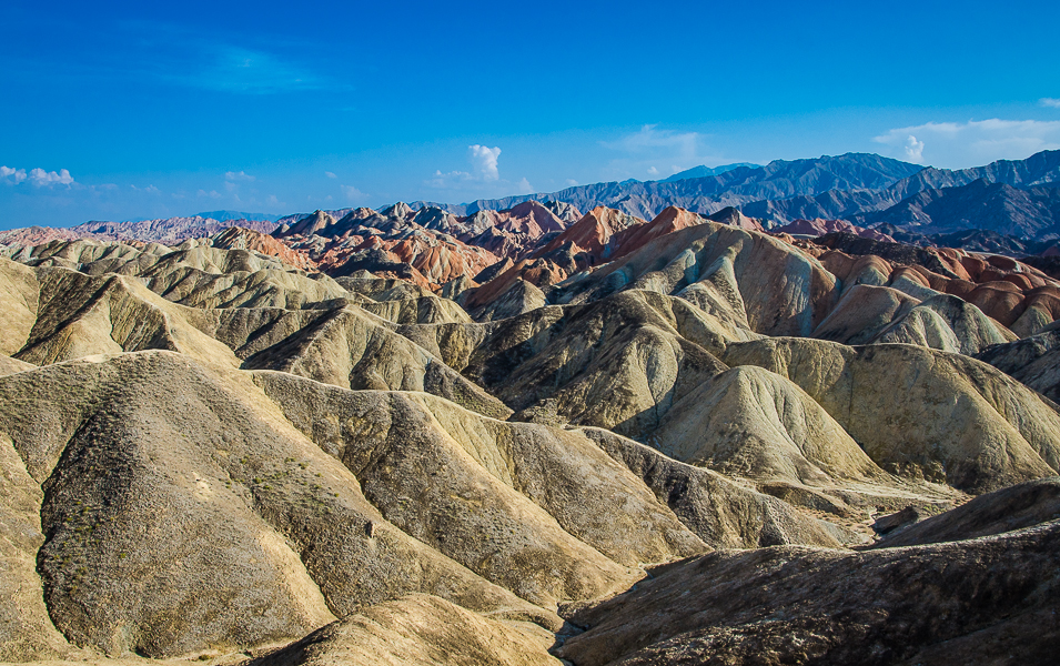 gansudanxiazhangyegeoparkrainbowmountainviewfromforthplatform.jpg