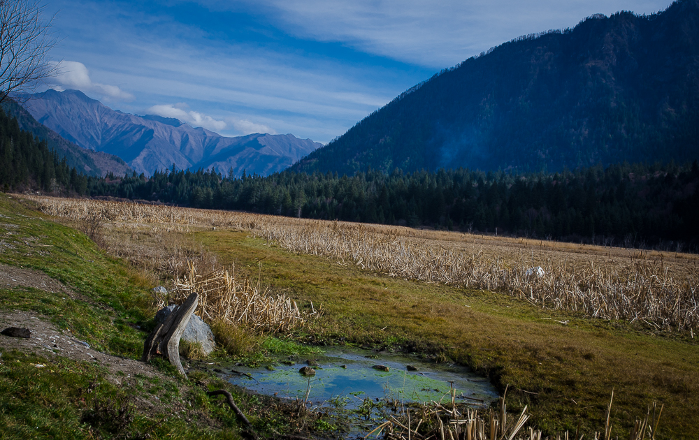 jiuzhaigounationalparkvalley.jpg