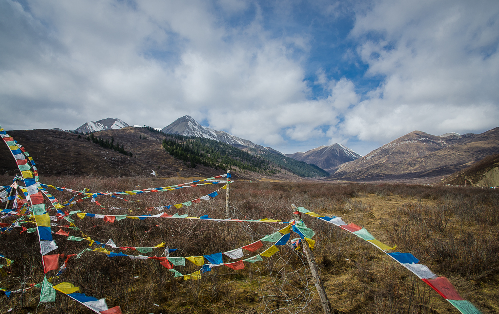 jiuzhaigouvalleyscenery.jpg