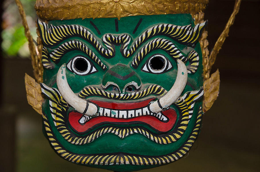 siemreapsilkfarmceremonymask.jpg