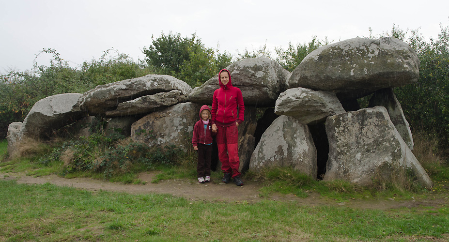 bretnskodolmendekerbourg.jpg