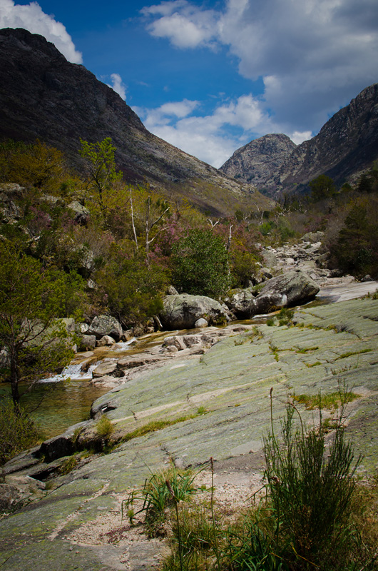 nationalparkserradapenedagereshikinginvalley.jpg