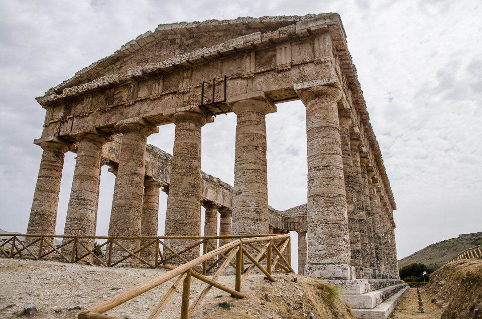 trip2022sicilysegesta.jpg