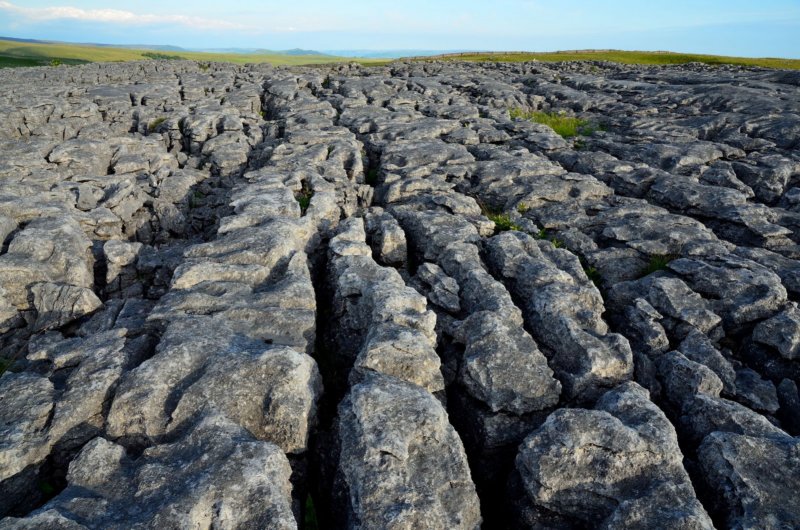 anglickoyorkshiredalesmalhamrocks.jpg