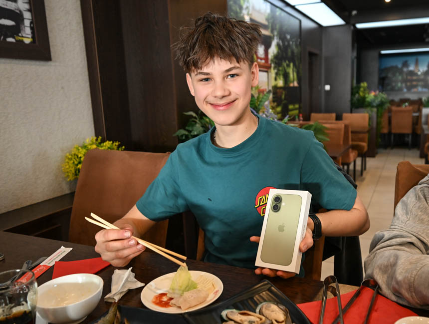 narodeninyhotpotpresent.jpg