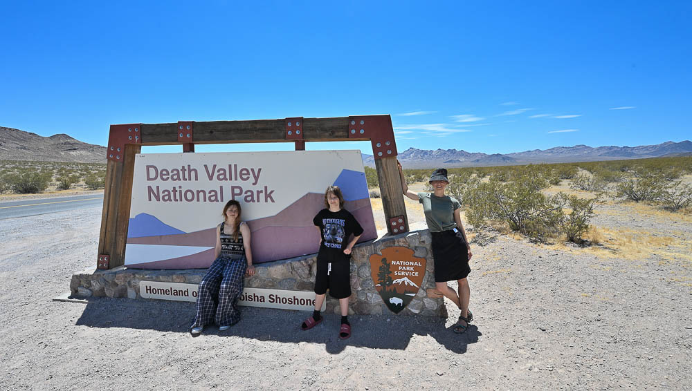 deathvalleynationalparkentrance.jpg