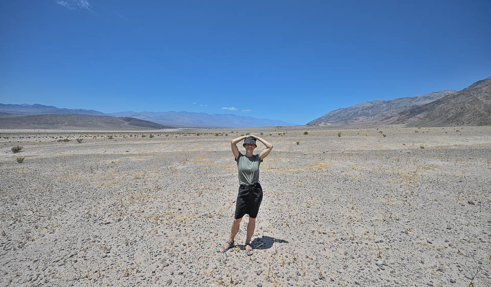 deathvalleynationalparkscenery.jpg